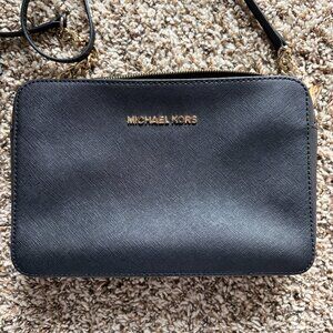 Michael Kors Jet Set Large Saffiano Leather Crossbody Bag